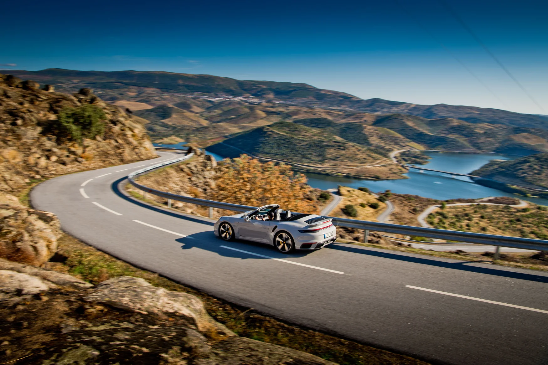 The Grand Tour - Portugal in de bergen